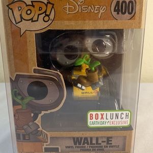(B9) Funko Pop Wall-E BoxLunch Earth Day Exclusive 400